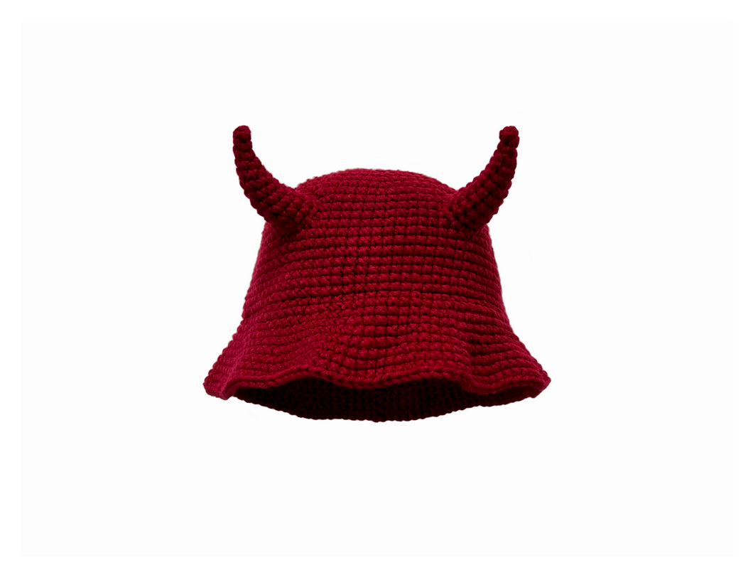 GARNET HORN HAT