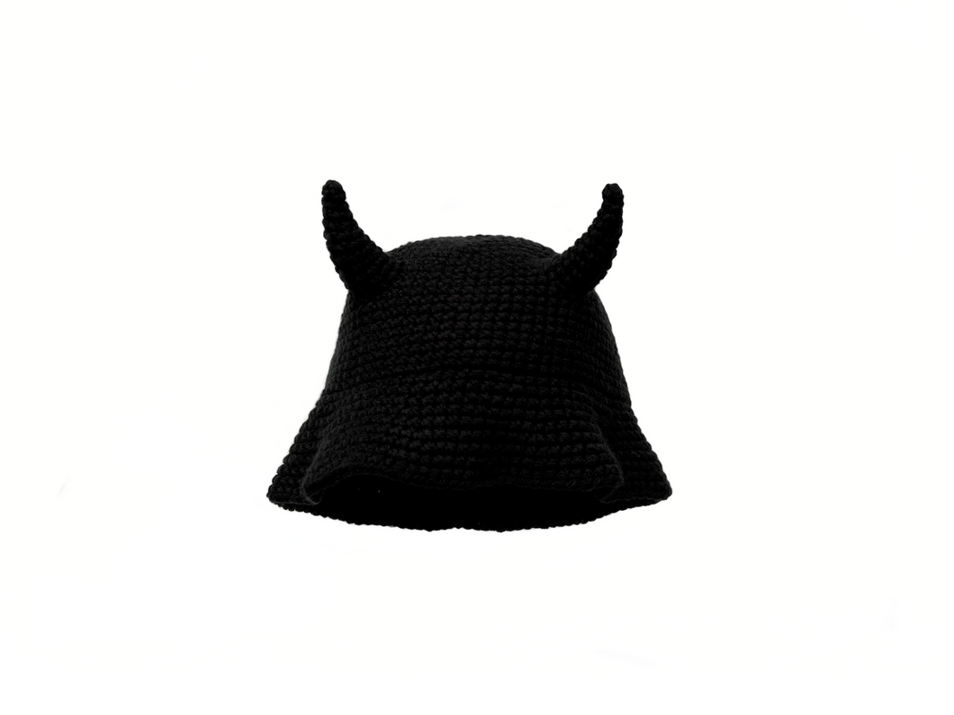 BLACK HORN HAT