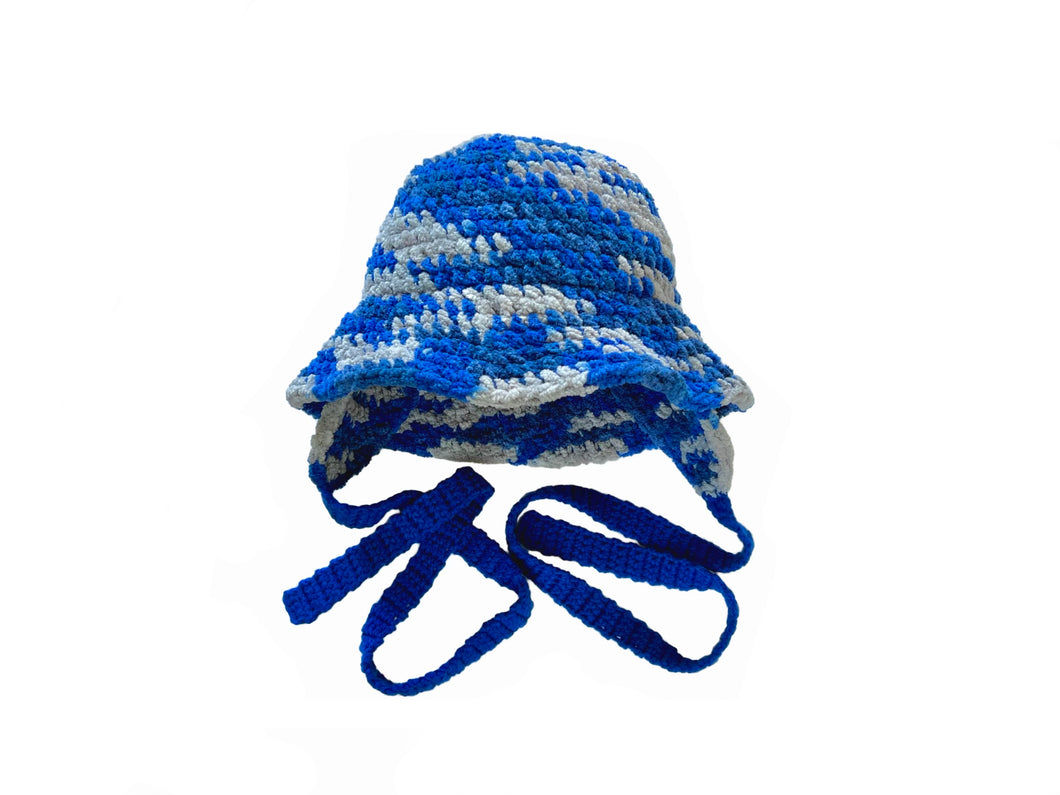 PLUSH BLUES BUCKET HAT